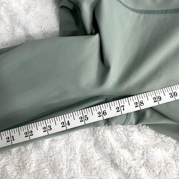 Aerie Offline Sage Green Mesh Panels Goals High Rise Athletic 7/8 Leggings S - Picture 9 of 9